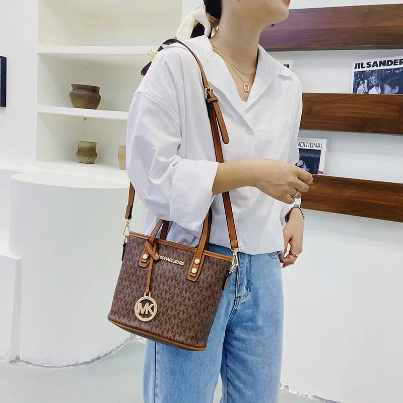 2022 Women's Bucket Bag